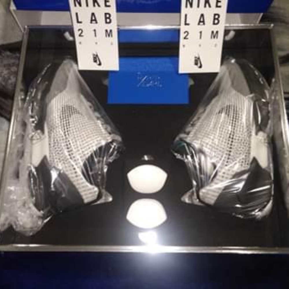 Nike hyper Adapts - Picture 3 of 10